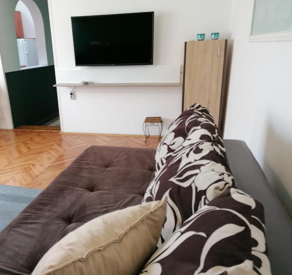 Apartman Centar Kruševac Esterno foto