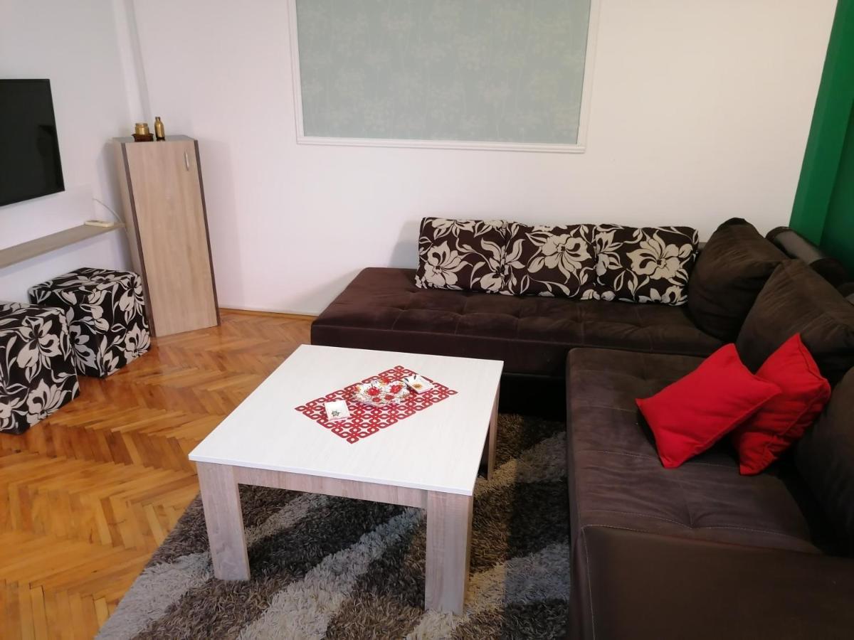 Apartman Centar Kruševac Esterno foto