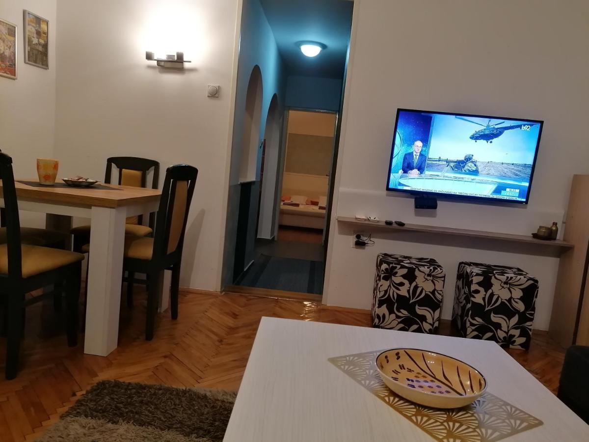 Apartman Centar Kruševac Esterno foto