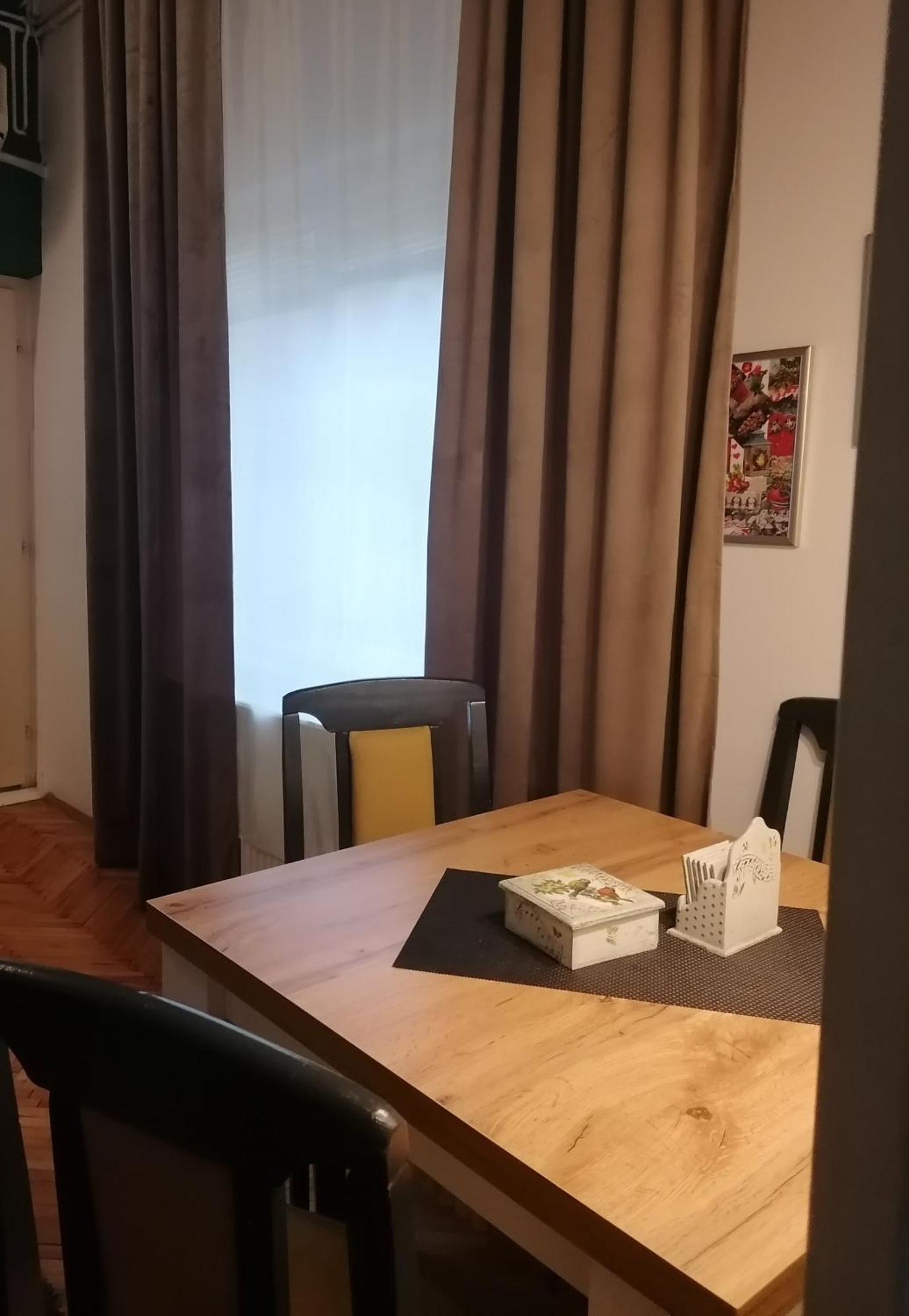 Apartman Centar Kruševac Esterno foto