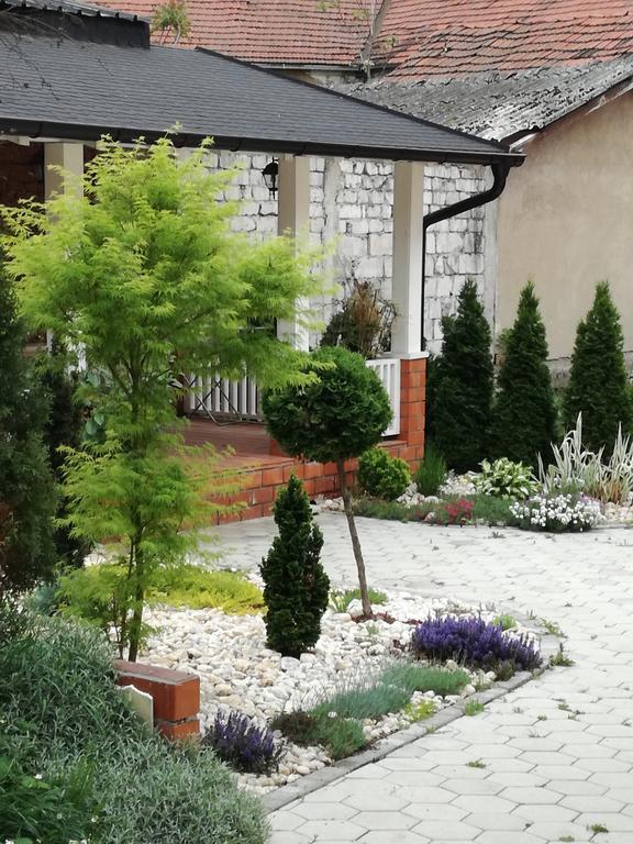 Apartman Centar Kruševac Esterno foto